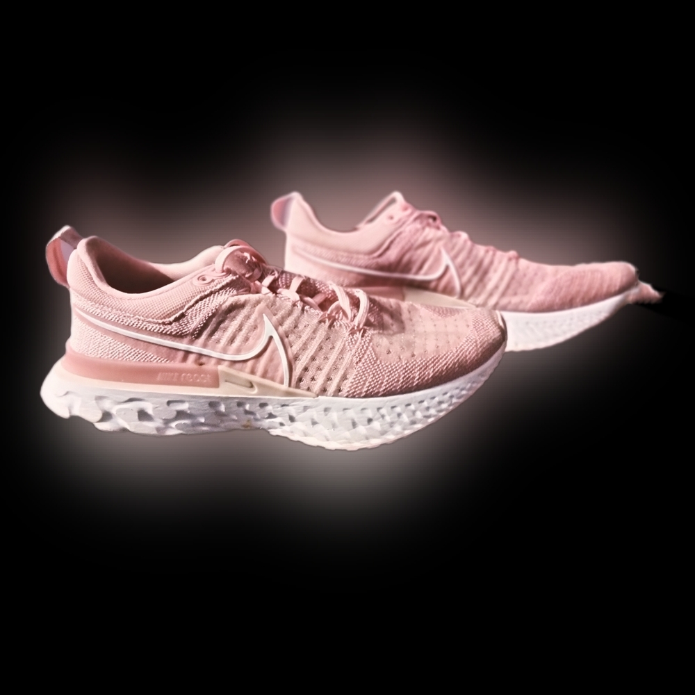 Women's Running Sneaker